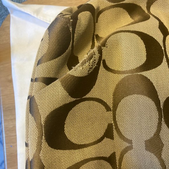 Coach Purse *see photos* - Picture 3 of 12